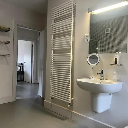 Blue Door Canal House Apartment Galway