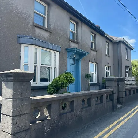 Blue Door Canal House *